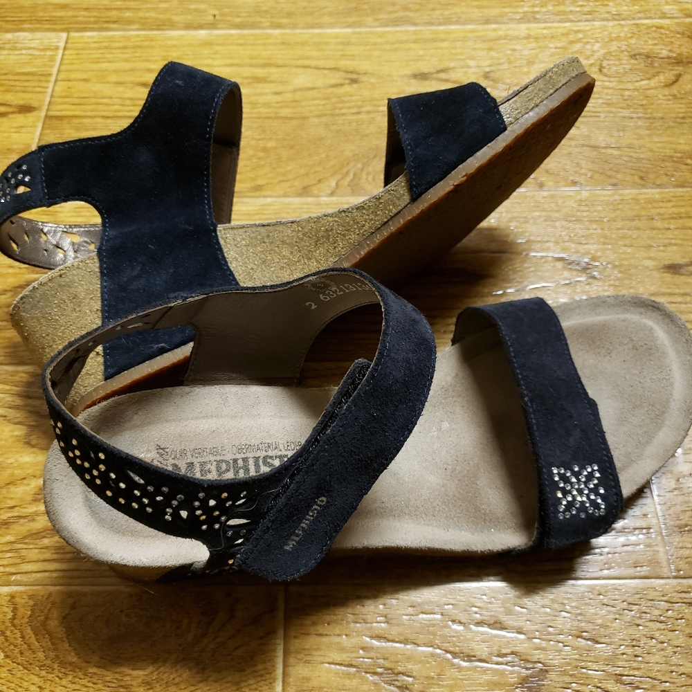 Mephisto wedge sandals